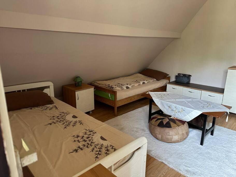 Cosy Mountain Villa In Nizepole บิโตลา ภายนอก รูปภาพ
